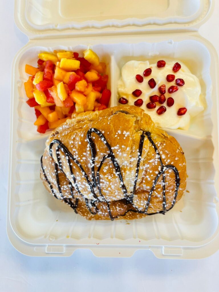 chocolate_drizzle_pastry_breakfast_box