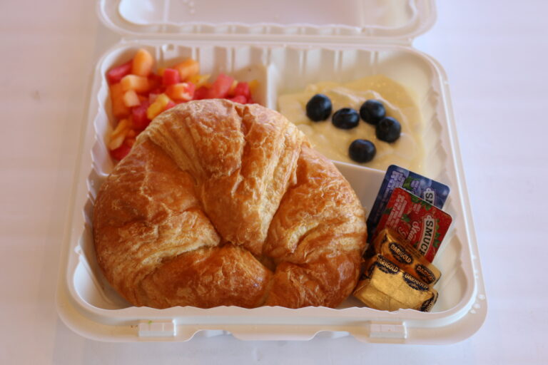 croissant_breakfast_box